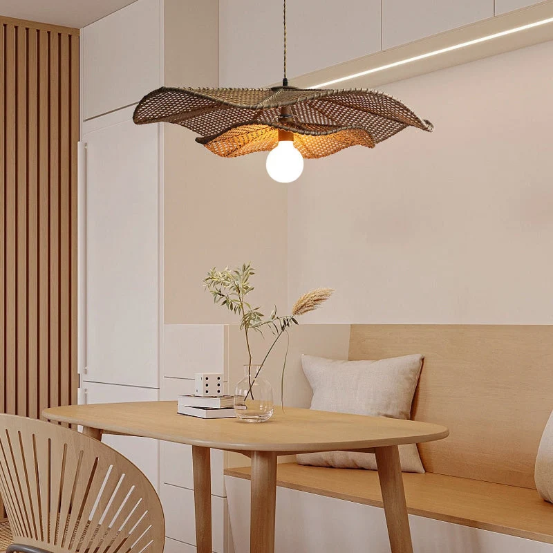 Sérénade Woven Rattan Floral Pendant Light